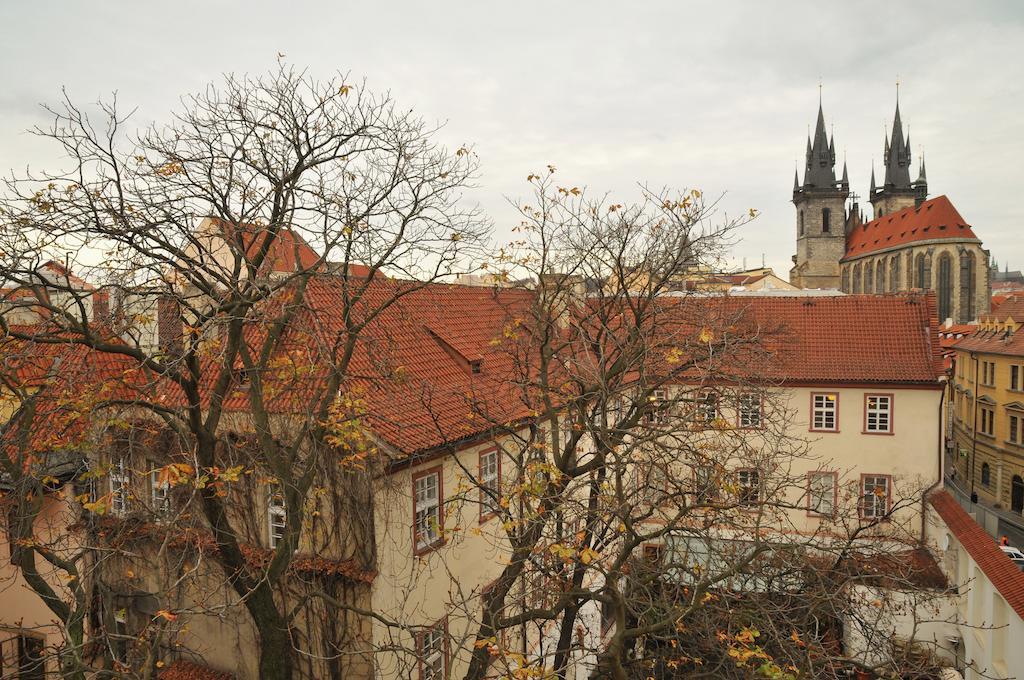 Selinor Old Town Apartments Prag Exteriör bild